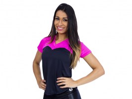 camiseta decote coração rosa8